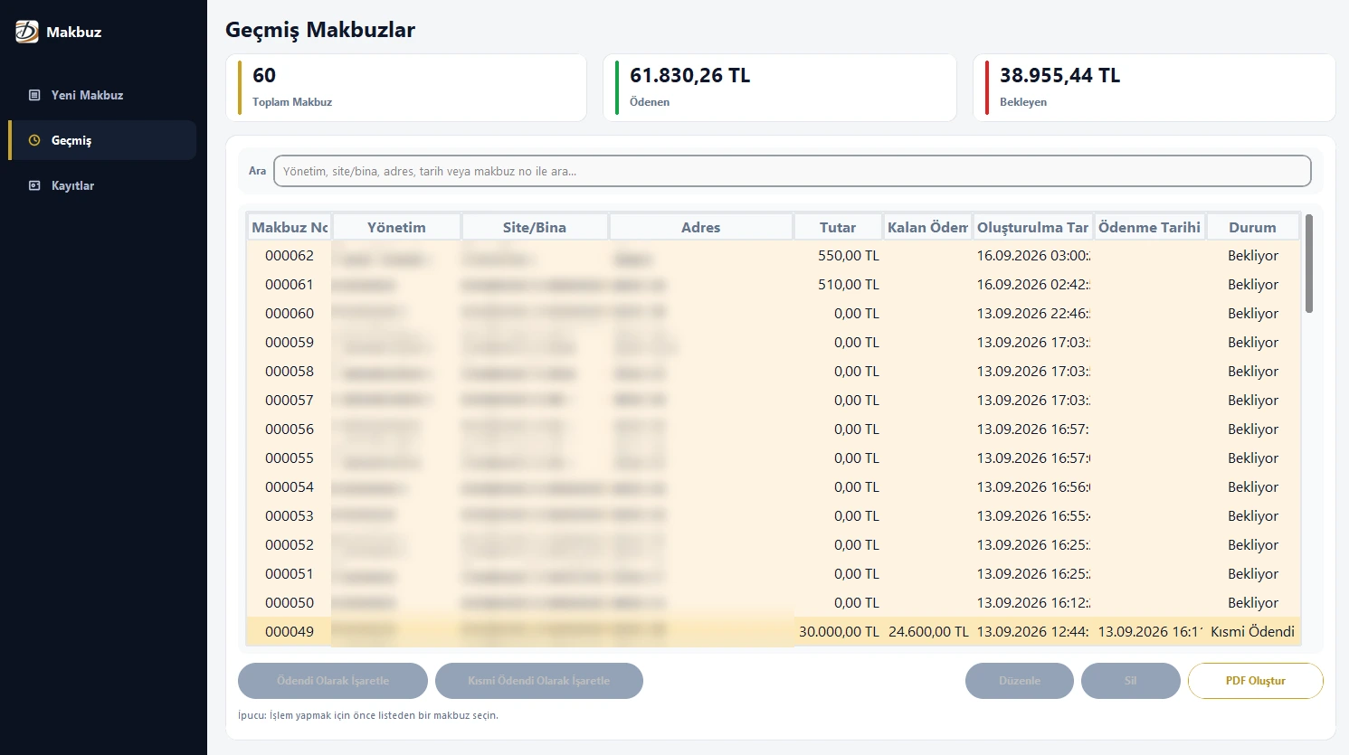 The history screen: three summary cards (60 receipts, paid and pending totals), a search box and a table of receipts with customer columns blurred.